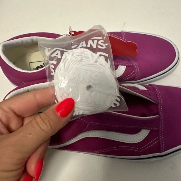 Vans Old Skool Skate Shoes Fuchsia Pink Purple Women’s size 9 NEW - Picture 2 of 16